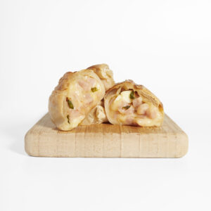 Empanada argentina artesanal congelada de jamón y queso, partida - Antojo Argento